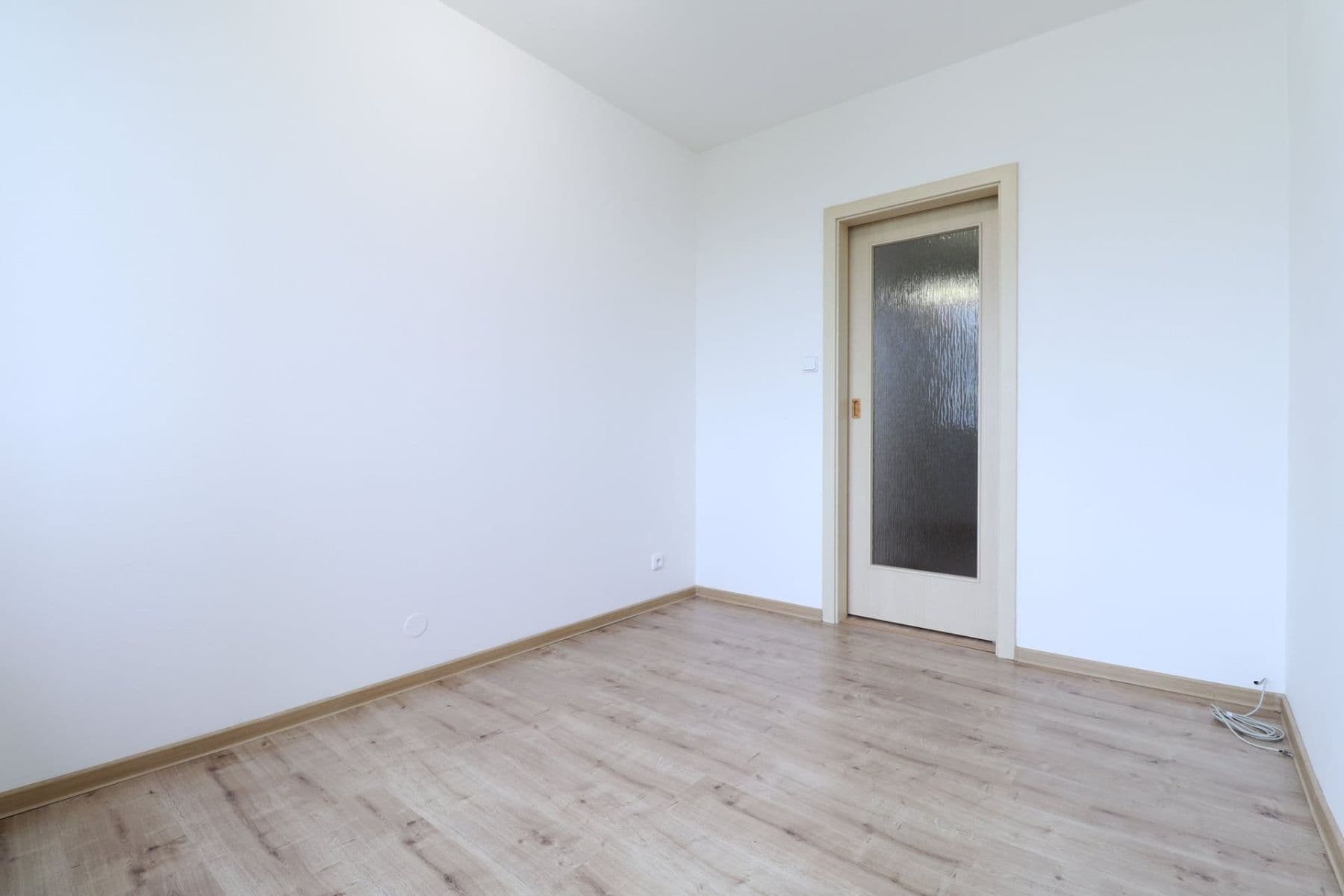 1 bedroom with open-plan kitchen flat to rent, 39 m², Masarykova, Kolín, Středočeský Region 1 bedroom with open-plan kitchen flat to rent, 39 m², Masarykova, Kolín, Středočeský Region