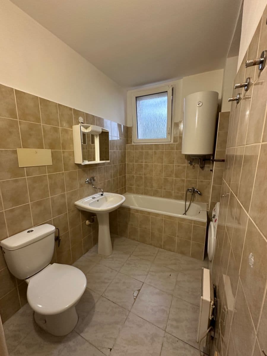 2 bedroom flat to rent, 49 m², Křížová, Prague, Prague 2 bedroom flat to rent, 49 m², Křížová, Prague, Prague