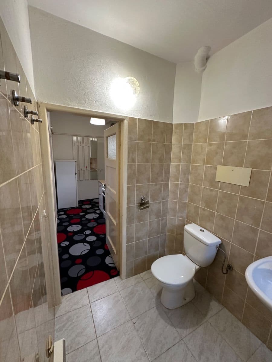 2 bedroom flat to rent, 49 m², Křížová, Prague, Prague 2 bedroom flat to rent, 49 m², Křížová, Prague, Prague