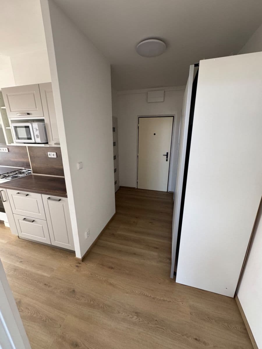 2 bedroom flat to rent, 54 m², Lábkova, Plzeň, Plzeňský Region 2 bedroom flat to rent, 54 m², Lábkova, Plzeň, Plzeňský Region