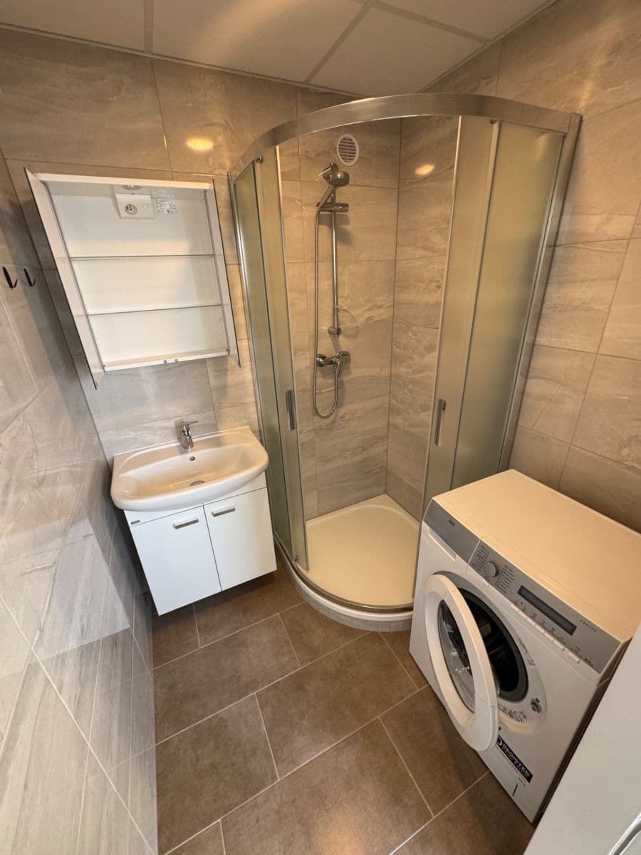 2 bedroom flat to rent, 54 m², Lábkova, Plzeň, Plzeňský Region 2 bedroom flat to rent, 54 m², Lábkova, Plzeň, Plzeňský Region