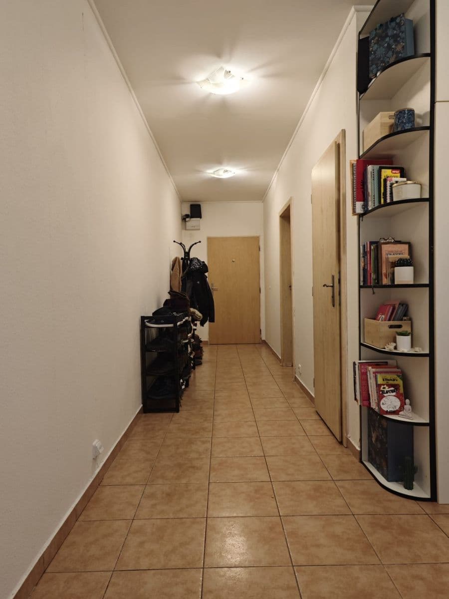 1 bedroom with open-plan kitchen flat to rent, 71 m², Marie Podvalové, Prague, Prague 1 bedroom with open-plan kitchen flat to rent, 71 m², Marie Podvalové, Prague, Prague