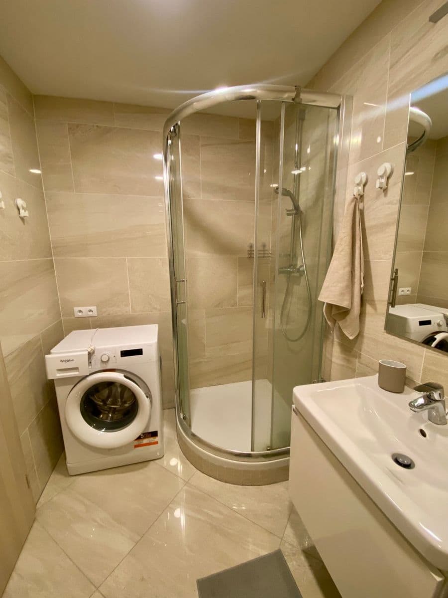 Studio flat to rent, 32 m², Mantovská, Prague, Prague Studio flat to rent, 32 m², Mantovská, Prague, Prague