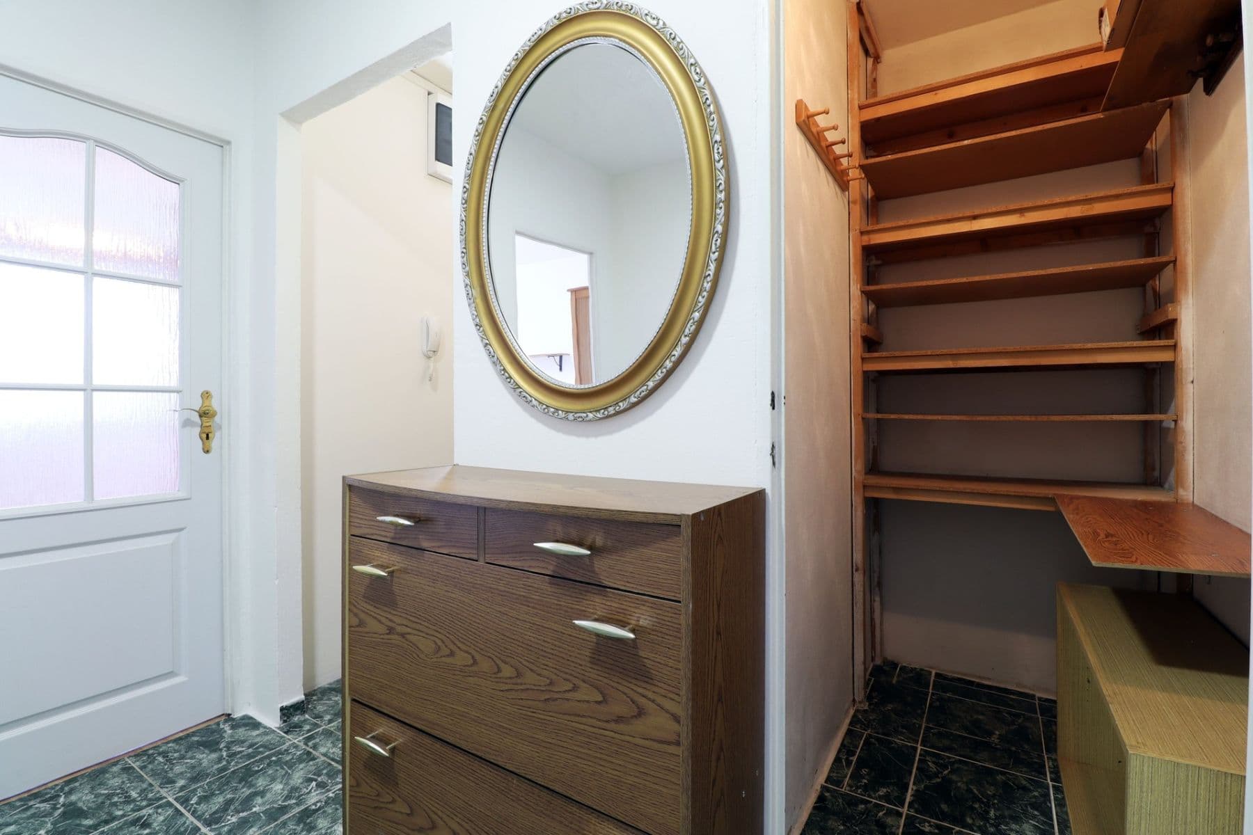 2 bedroom with open-plan kitchen flat to rent, 73 m², Klapálkova, Prague, Prague 2 bedroom with open-plan kitchen flat to rent, 73 m², Klapálkova, Prague, Prague