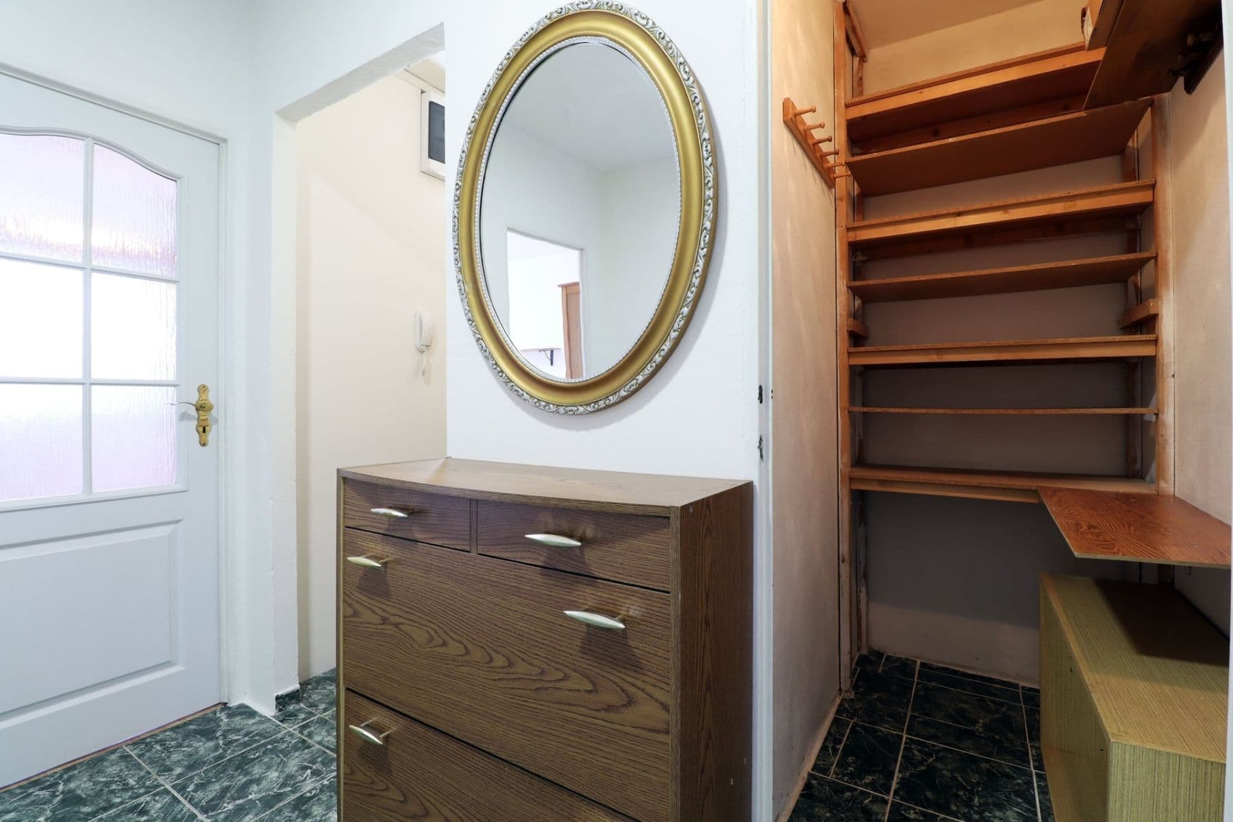 2 bedroom with open-plan kitchen flat to rent, 73 m², Klapálkova, Prague, Prague 2 bedroom with open-plan kitchen flat to rent, 73 m², Klapálkova, Prague, Prague