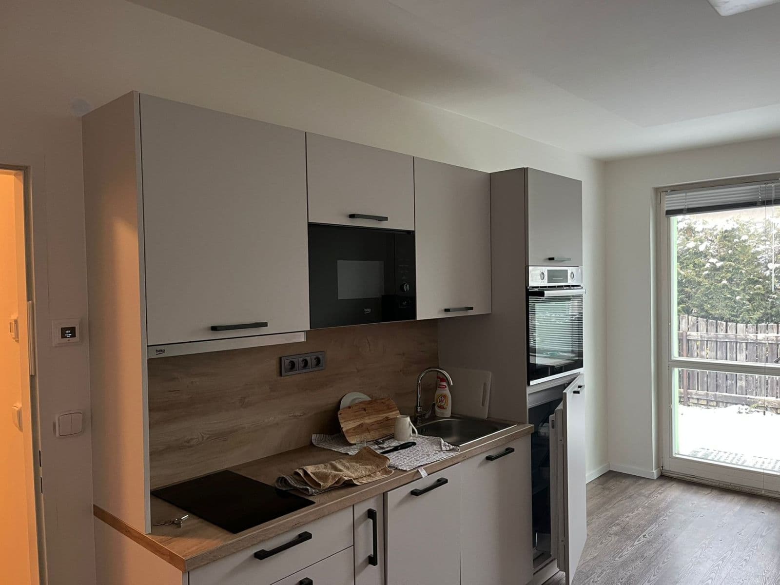 1 bedroom with open-plan kitchen flat for sale, 48 m², B. Němcové, Horoměřice, Středočeský Region 1 bedroom with open-plan kitchen flat for sale, 48 m², B. Němcové, Horoměřice, Středočeský Region