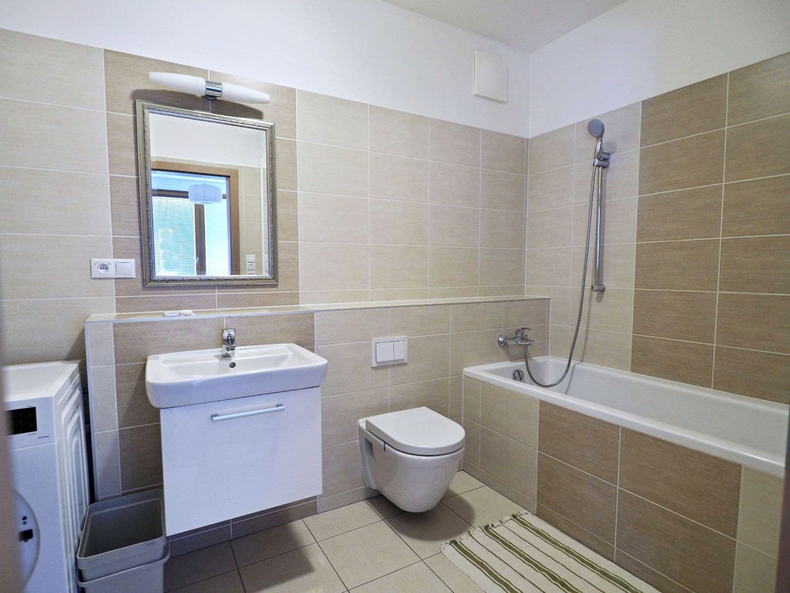 1 bedroom with open-plan kitchen flat to rent, 65 m², Kurta Konráda, Prague, Prague 1 bedroom with open-plan kitchen flat to rent, 65 m², Kurta Konráda, Prague, Prague