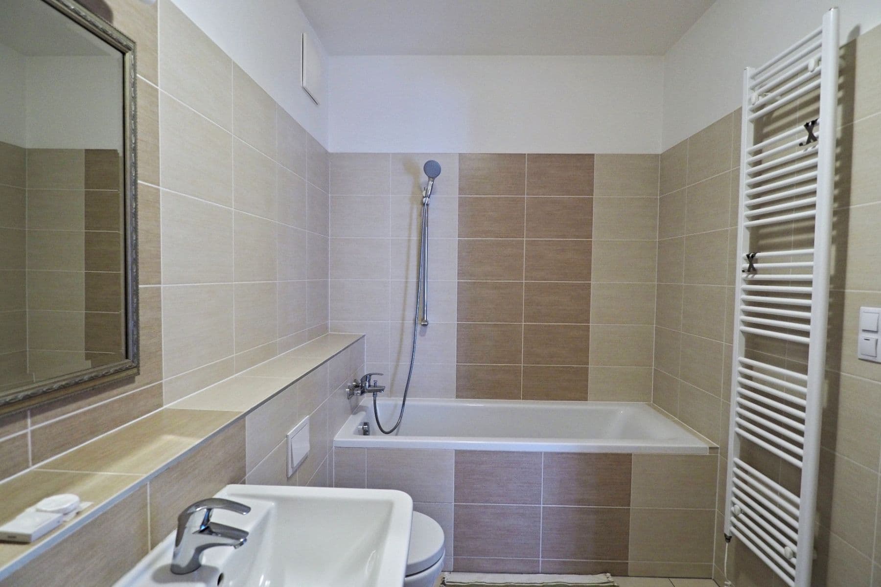 1 bedroom with open-plan kitchen flat to rent, 65 m², Kurta Konráda, Prague, Prague 1 bedroom with open-plan kitchen flat to rent, 65 m², Kurta Konráda, Prague, Prague