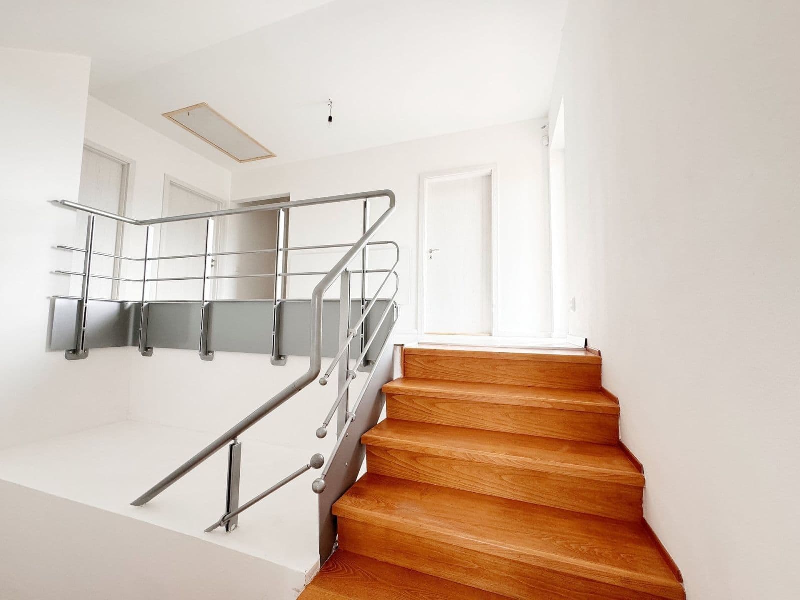 3 bedroom flat to rent, 119 m², Žitná, Šestajovice, Středočeský Region 3 bedroom flat to rent, 119 m², Žitná, Šestajovice, Středočeský Region