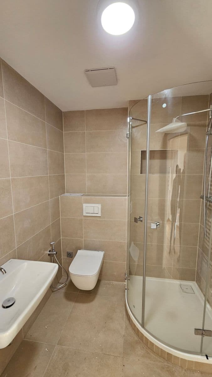 1 bedroom with open-plan kitchen flat to rent, 71 m², Velvary, Středočeský Region 1 bedroom with open-plan kitchen flat to rent, 71 m², Velvary, Středočeský Region