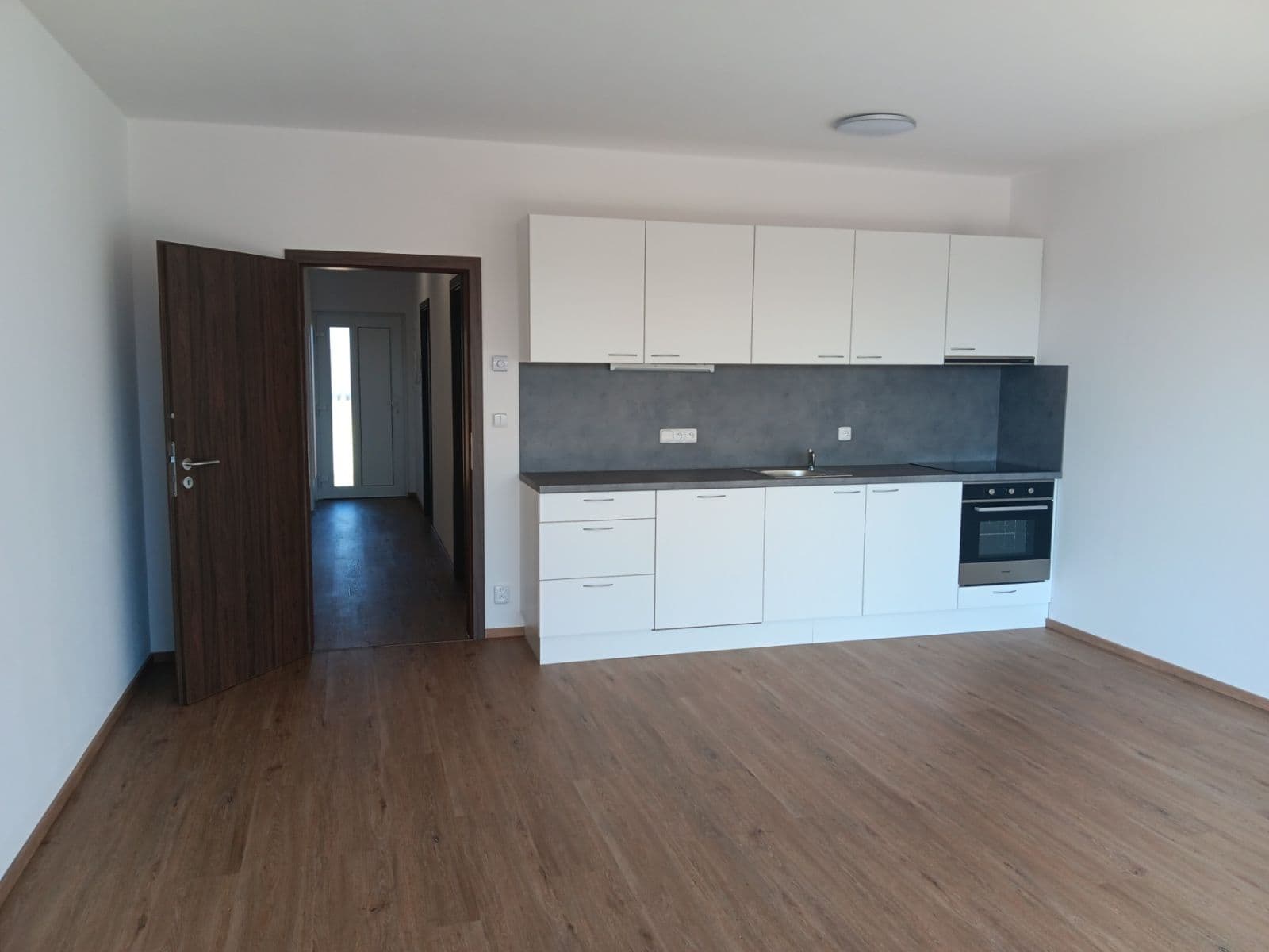 1 bedroom with open-plan kitchen flat to rent, 55 m², Loudů, Dobřany, Plzeňský Region 1 bedroom with open-plan kitchen flat to rent, 55 m², Loudů, Dobřany, Plzeňský Region