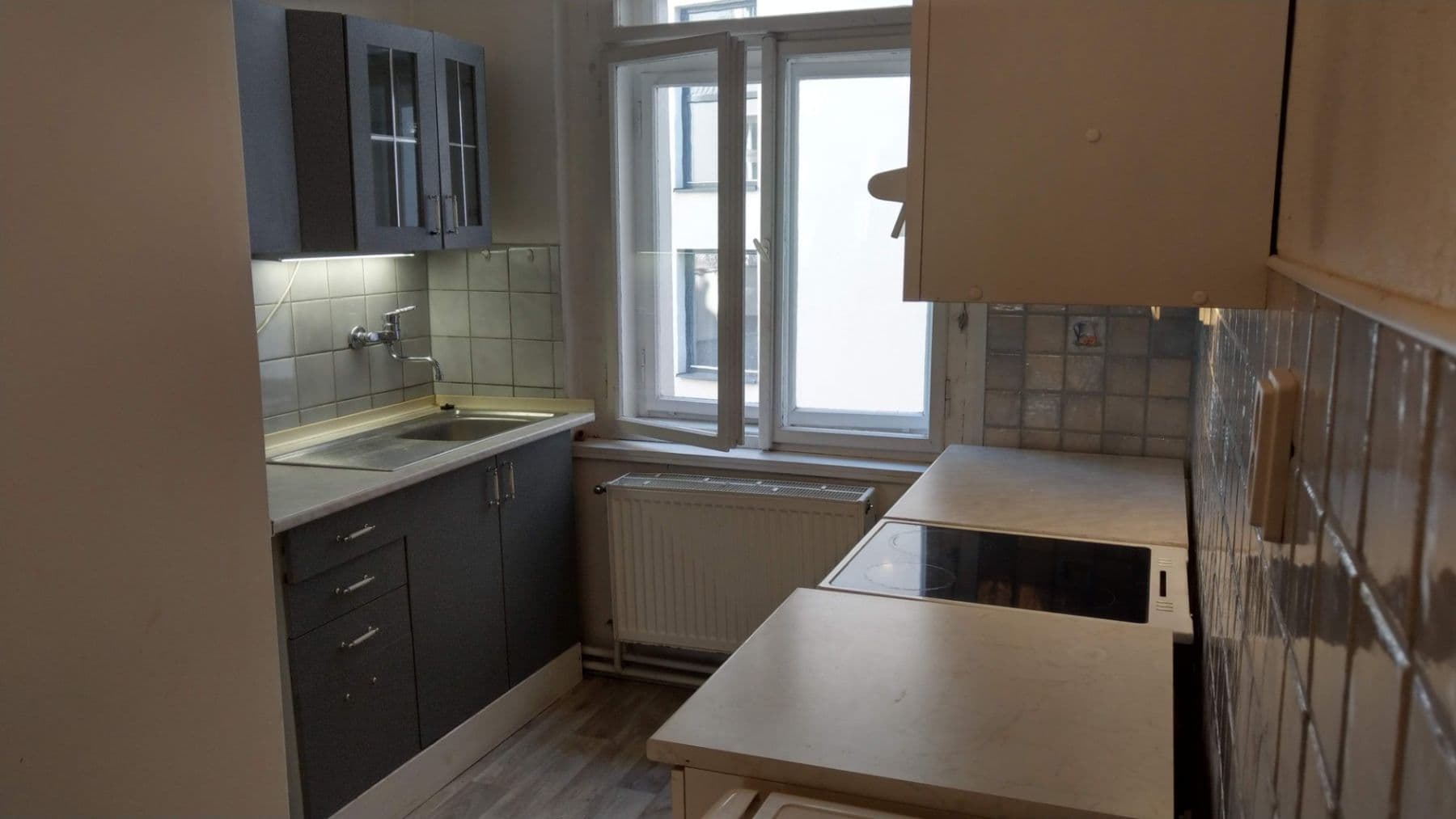 2 bedroom with open-plan kitchen flat to rent, 64 m², Nuselská, Prague, Prague 2 bedroom with open-plan kitchen flat to rent, 64 m², Nuselská, Prague, Prague