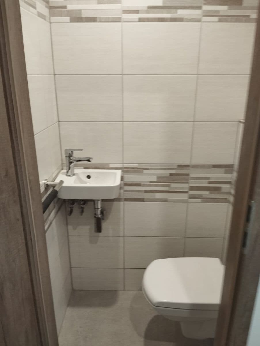 2 bedroom with open-plan kitchen flat to rent, 76 m², Královský vršek, Jihlava, Vysočina Region 2 bedroom with open-plan kitchen flat to rent, 76 m², Královský vršek, Jihlava, Vysočina Region