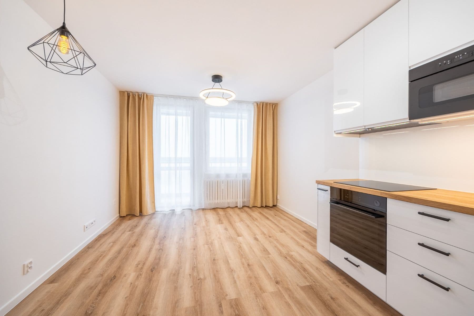 3 bedroom with open-plan kitchen flat for sale, 74 m², Bachova, Prague, Prague 3 bedroom with open-plan kitchen flat for sale, 74 m², Bachova, Prague, Prague