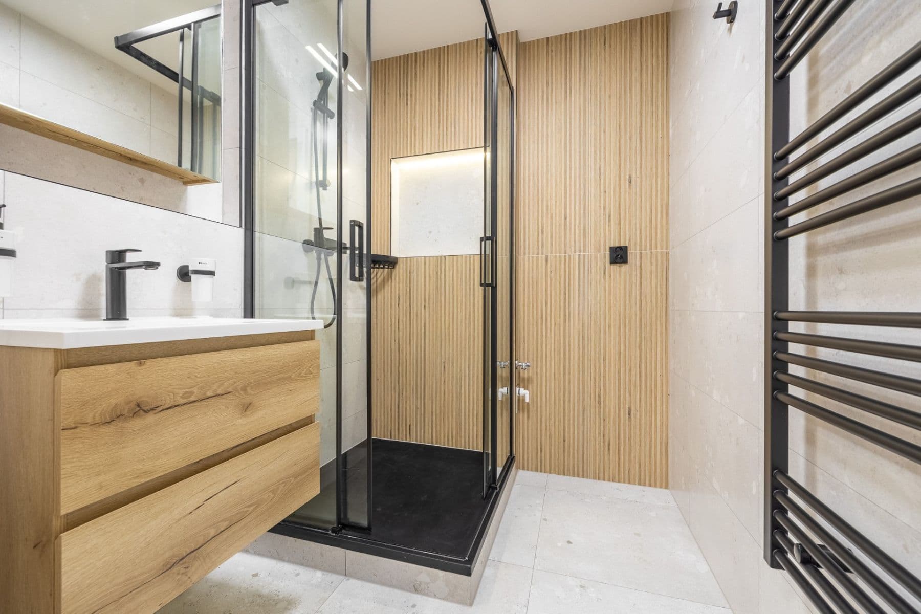 3 bedroom with open-plan kitchen flat for sale, 74 m², Bachova, Prague, Prague 3 bedroom with open-plan kitchen flat for sale, 74 m², Bachova, Prague, Prague