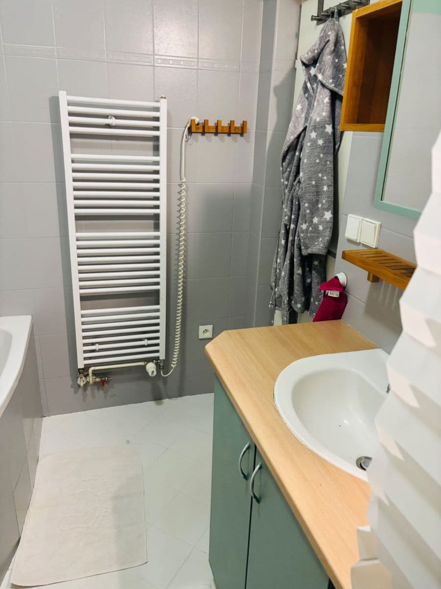 2 bedroom with open-plan kitchen flat to rent, 57 m², U Strouhy, Vestec, Středočeský Region 2 bedroom with open-plan kitchen flat to rent, 57 m², U Strouhy, Vestec, Středočeský Region