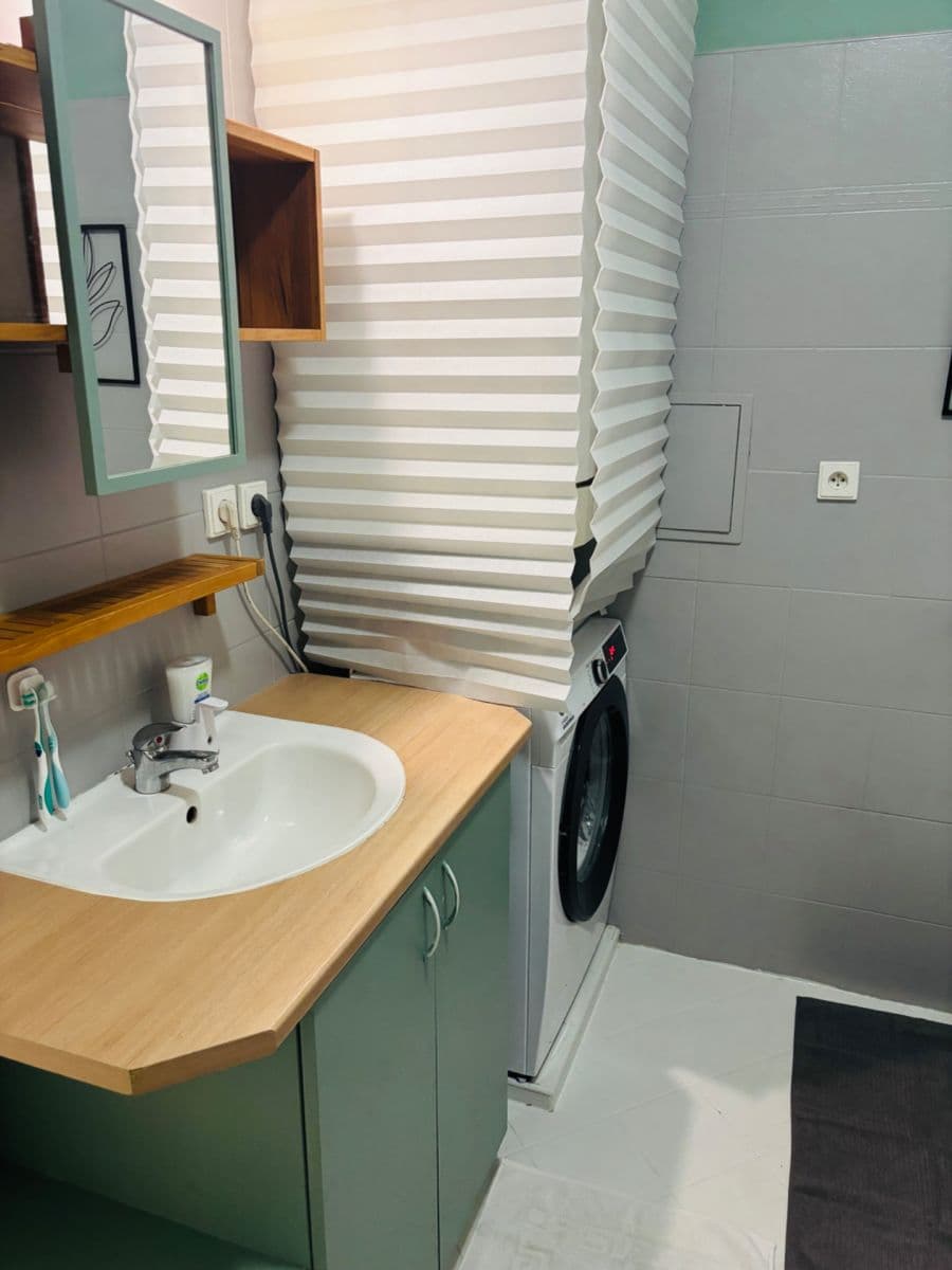 2 bedroom with open-plan kitchen flat to rent, 57 m², U Strouhy, Vestec, Středočeský Region 2 bedroom with open-plan kitchen flat to rent, 57 m², U Strouhy, Vestec, Středočeský Region