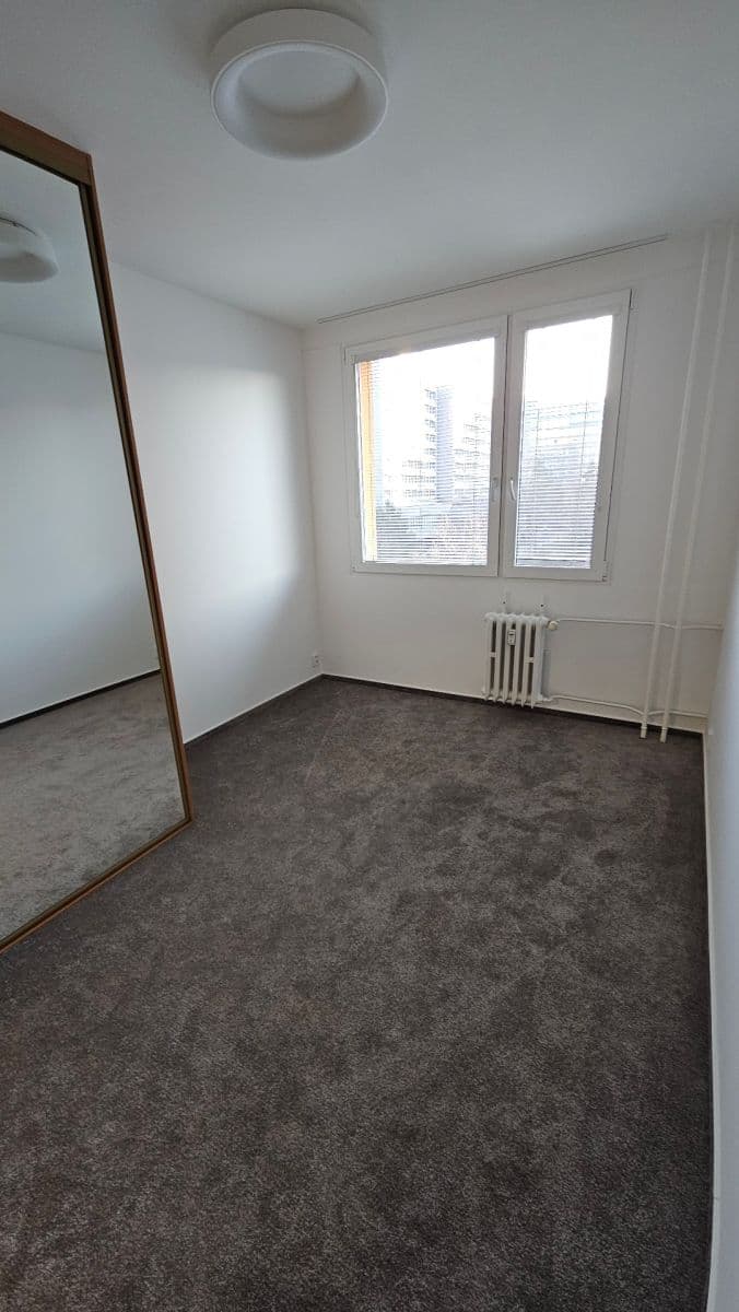 1 bedroom with open-plan kitchen flat to rent, 43 m², Bítovská, Prague, Prague 1 bedroom with open-plan kitchen flat to rent, 43 m², Bítovská, Prague, Prague