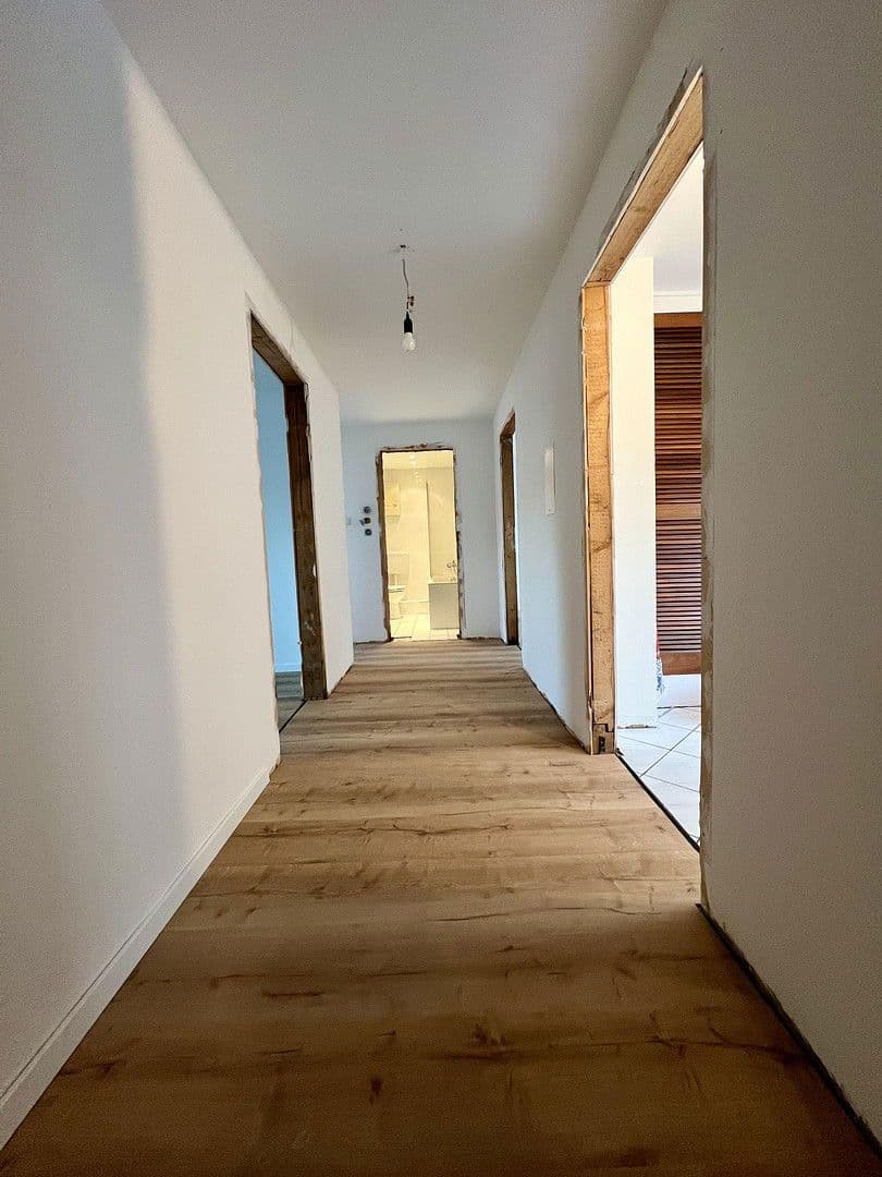 3 bedroom flat to rent, 47 m², Ravensberger Straße 162, Wuppertal, North Rhine-Westphalia 3 bedroom flat to rent, 47 m², Ravensberger Straße 162, Wuppertal, North Rhine-Westphalia