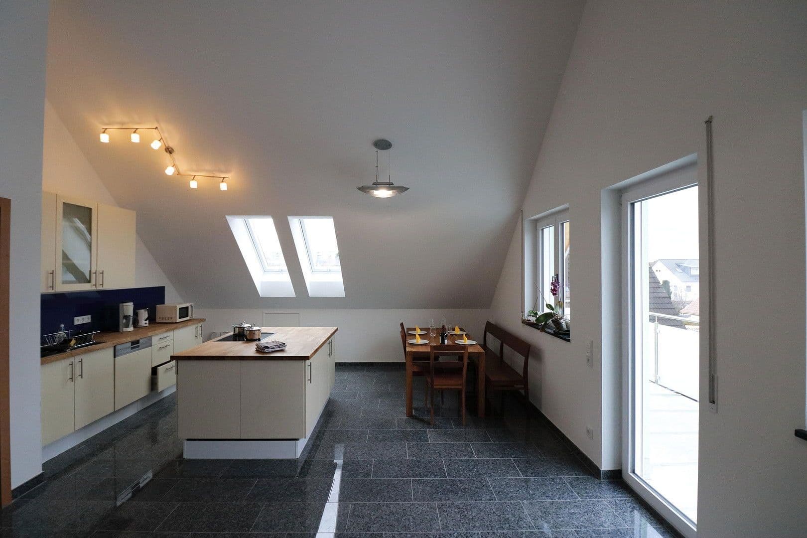 3 bedroom flat to rent, 90 m², Senftenauerstraße 154, München, Bavaria 3 bedroom flat to rent, 90 m², Senftenauerstraße 154, München, Bavaria