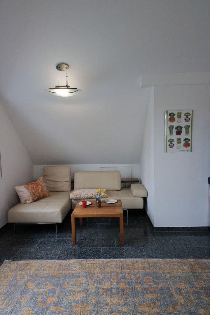 3 bedroom flat to rent, 90 m², Senftenauerstraße 154, München, Bavaria 3 bedroom flat to rent, 90 m², Senftenauerstraße 154, München, Bavaria