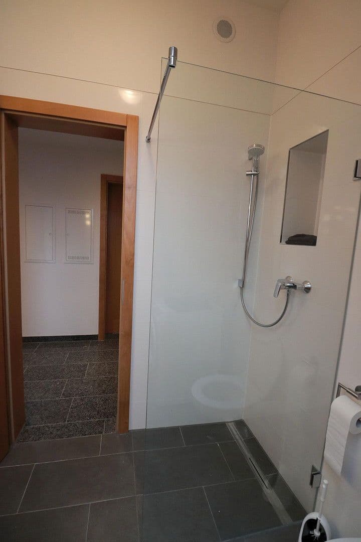 3 bedroom flat to rent, 90 m², Senftenauerstraße 154, München, Bavaria 3 bedroom flat to rent, 90 m², Senftenauerstraße 154, München, Bavaria