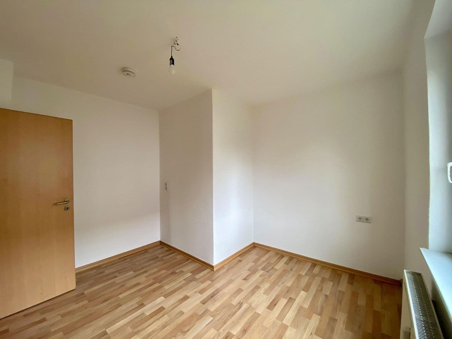 3 bedroom with open-plan kitchen flat to rent, 78 m², Neukieritzsch, Saxony 3 bedroom with open-plan kitchen flat to rent, 78 m², Neukieritzsch, Saxony