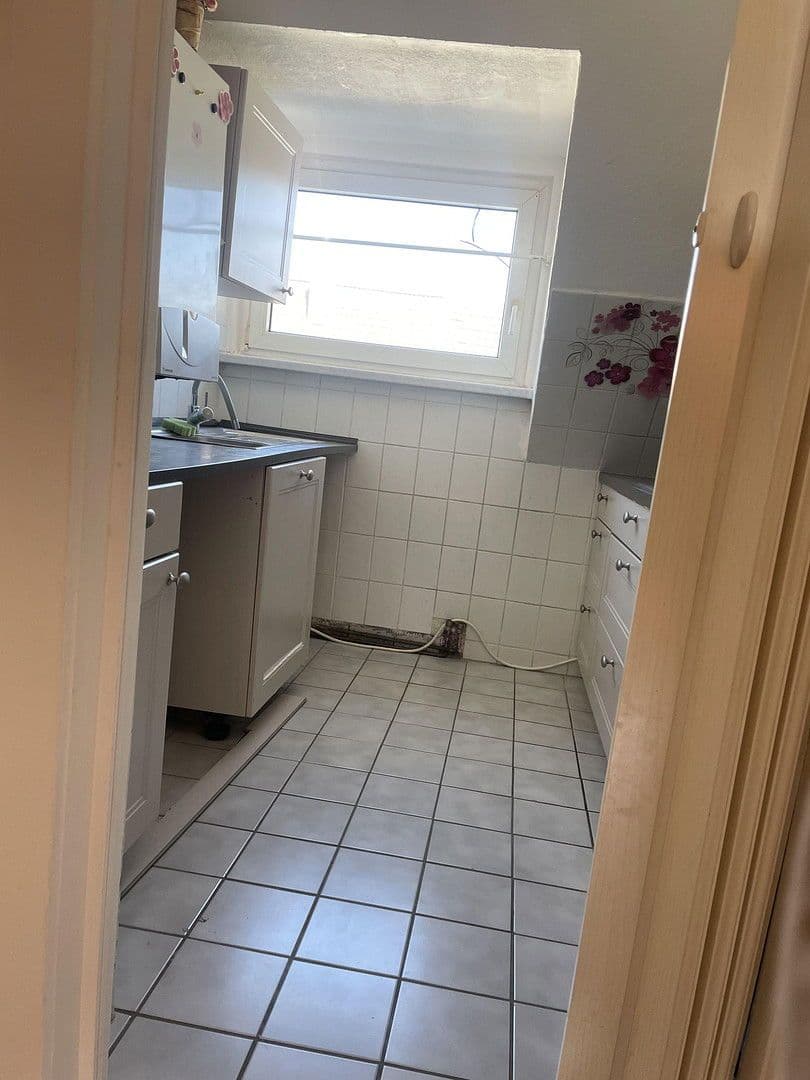 3 bedroom flat to rent, 58 m², Rommerskircherstr X, Köln, North Rhine-Westphalia 3 bedroom flat to rent, 58 m², Rommerskircherstr X, Köln, North Rhine-Westphalia