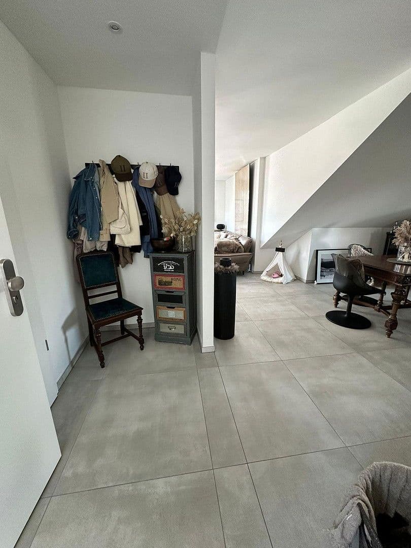 2 bedroom with open-plan kitchen flat to rent, 119 m², Bergheim, North Rhine-Westphalia 2 bedroom with open-plan kitchen flat to rent, 119 m², Bergheim, North Rhine-Westphalia