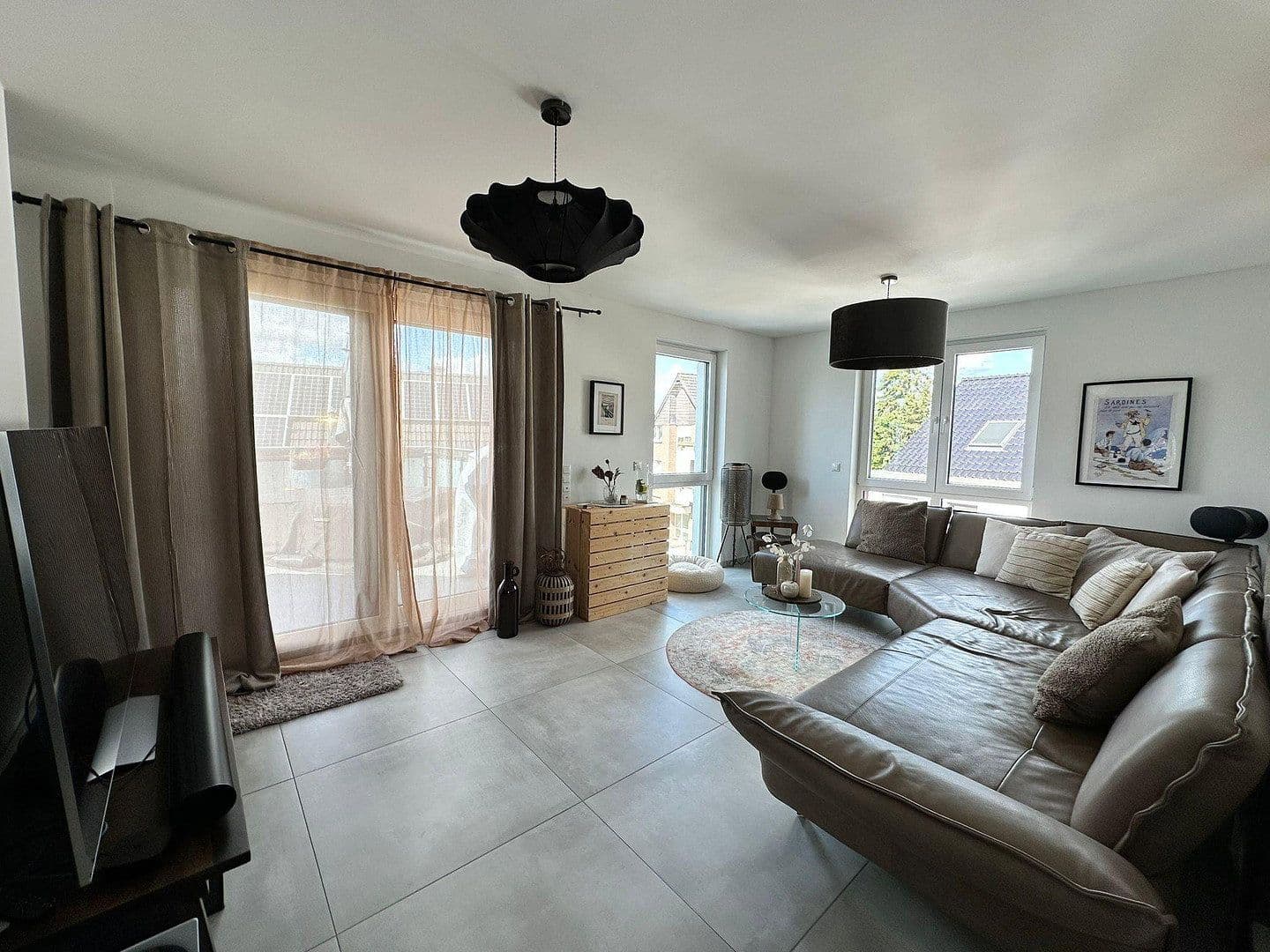 2 bedroom with open-plan kitchen flat to rent, 119 m², Bergheim, North Rhine-Westphalia 2 bedroom with open-plan kitchen flat to rent, 119 m², Bergheim, North Rhine-Westphalia