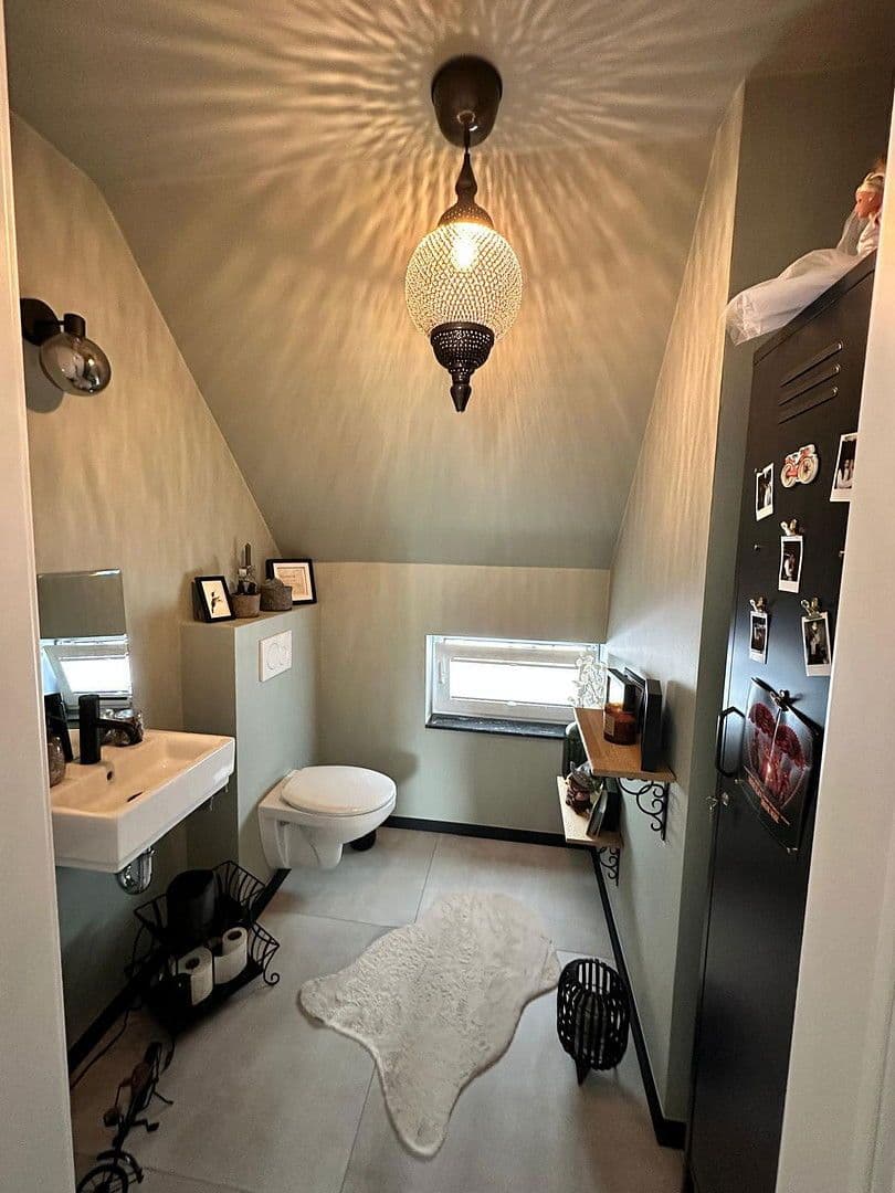 2 bedroom with open-plan kitchen flat to rent, 119 m², Bergheim, North Rhine-Westphalia 2 bedroom with open-plan kitchen flat to rent, 119 m², Bergheim, North Rhine-Westphalia