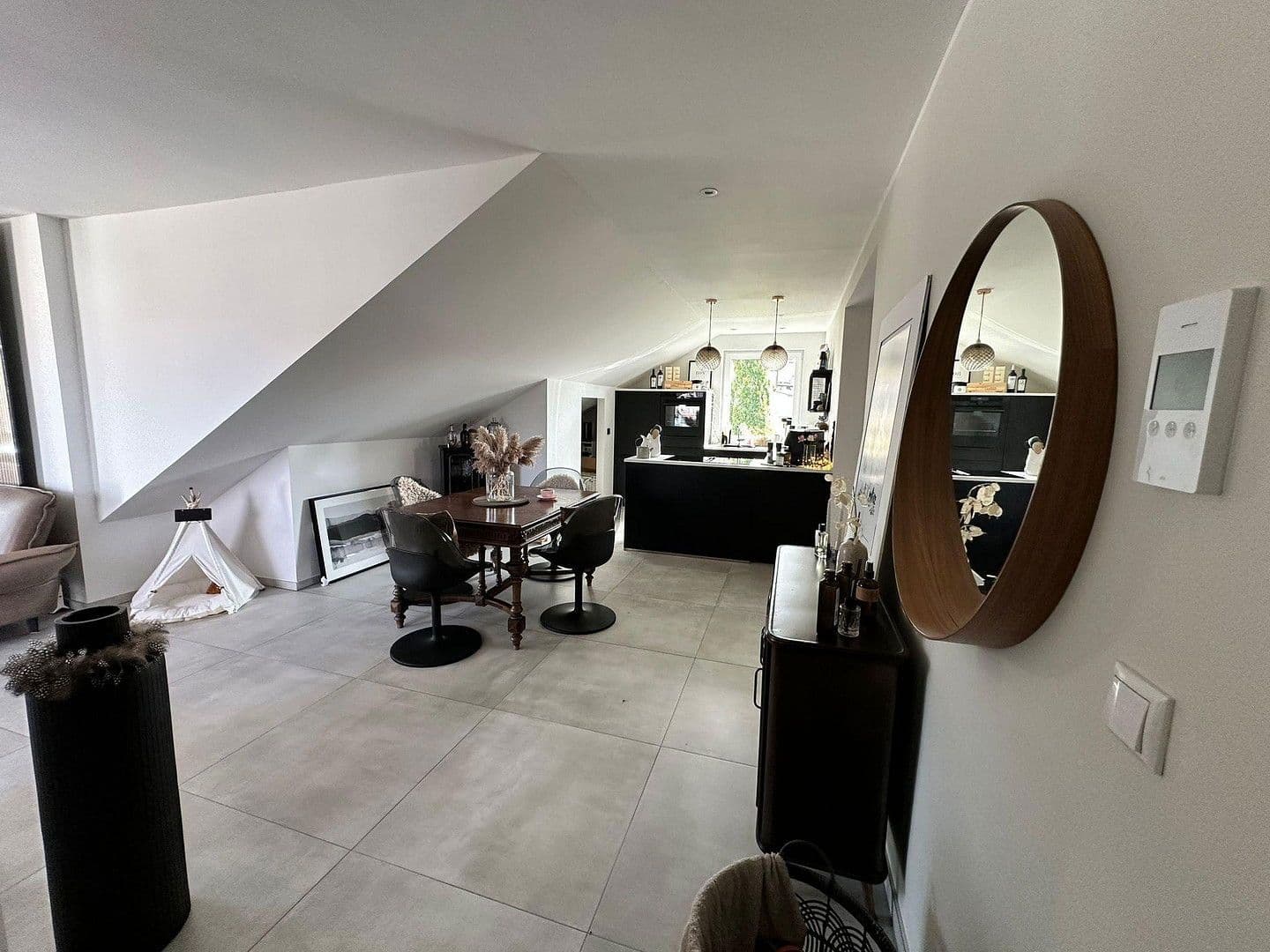 2 bedroom with open-plan kitchen flat to rent, 119 m², Bergheim, North Rhine-Westphalia 2 bedroom with open-plan kitchen flat to rent, 119 m², Bergheim, North Rhine-Westphalia