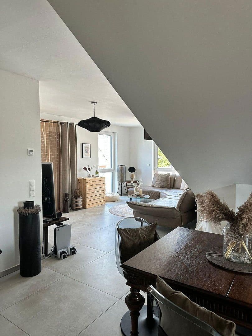 2 bedroom with open-plan kitchen flat to rent, 119 m², Bergheim, North Rhine-Westphalia 2 bedroom with open-plan kitchen flat to rent, 119 m², Bergheim, North Rhine-Westphalia