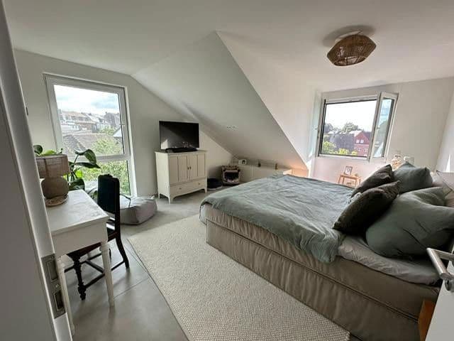 2 bedroom with open-plan kitchen flat to rent, 119 m², Bergheim, North Rhine-Westphalia 2 bedroom with open-plan kitchen flat to rent, 119 m², Bergheim, North Rhine-Westphalia