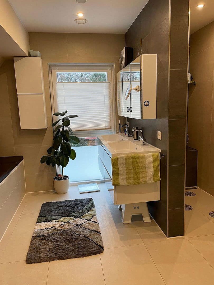 house for sale, 141 m², Bielefeld, North Rhine-Westphalia house for sale, 141 m², Bielefeld, North Rhine-Westphalia