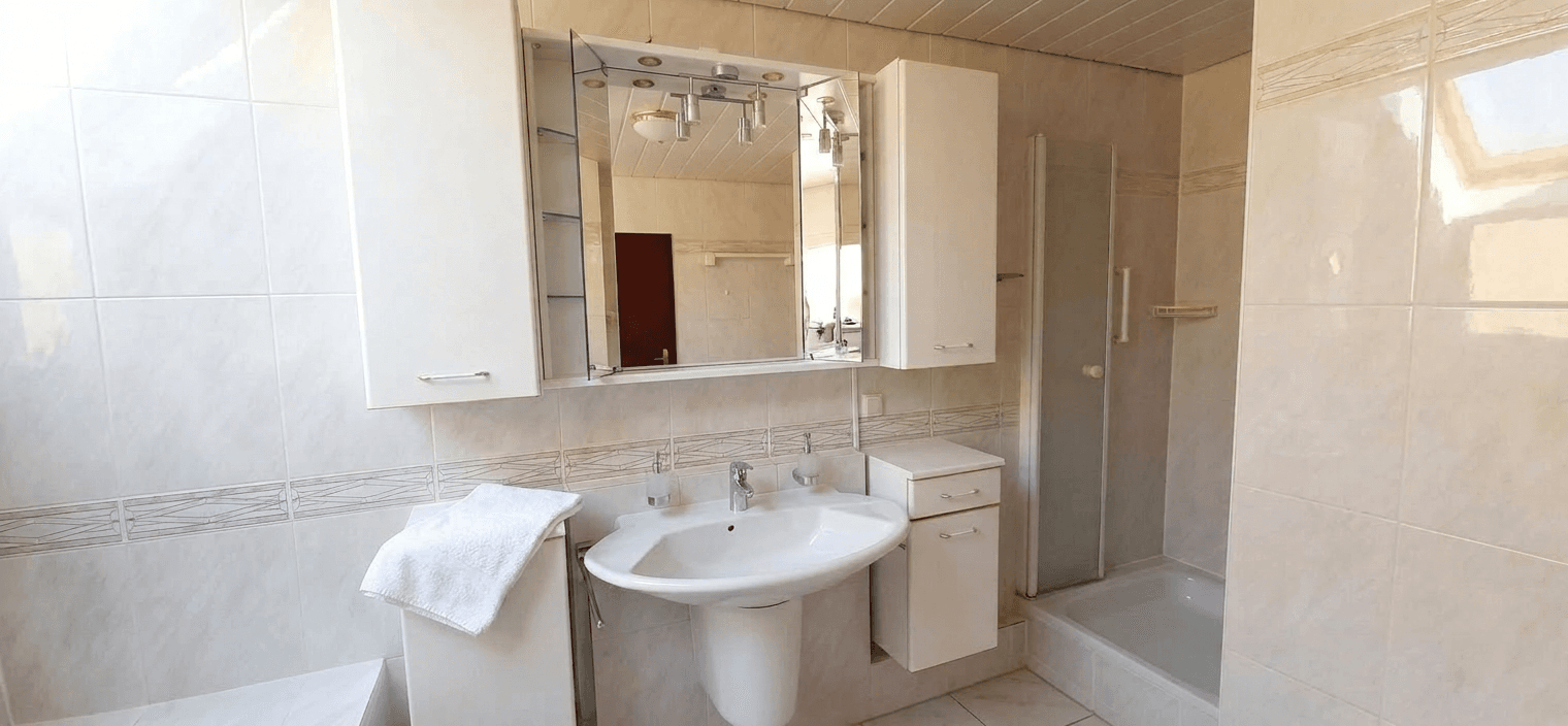 4 bedroom flat for sale, 143 m², Aidlingen, Baden-Württemberg 4 bedroom flat for sale, 143 m², Aidlingen, Baden-Württemberg