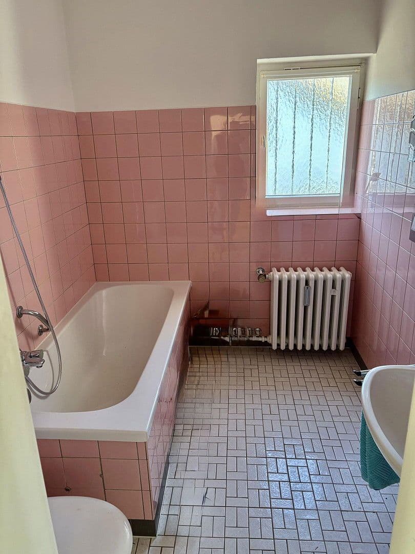 house for sale, 310 m², An der Engelsfuhr 36, Bergisch Gladbach, North Rhine-Westphalia house for sale, 310 m², An der Engelsfuhr 36, Bergisch Gladbach, North Rhine-Westphalia