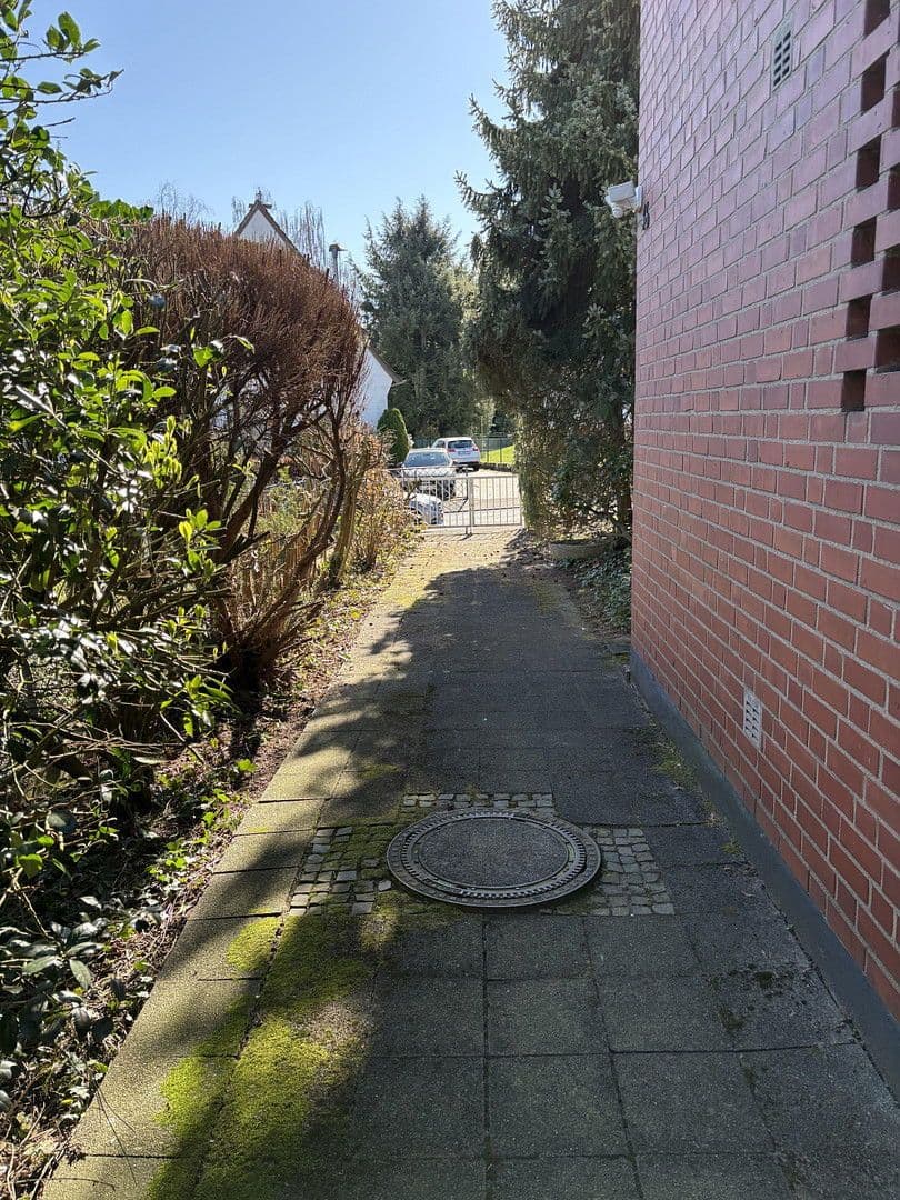 house for sale, 310 m², An der Engelsfuhr 36, Bergisch Gladbach, North Rhine-Westphalia house for sale, 310 m², An der Engelsfuhr 36, Bergisch Gladbach, North Rhine-Westphalia