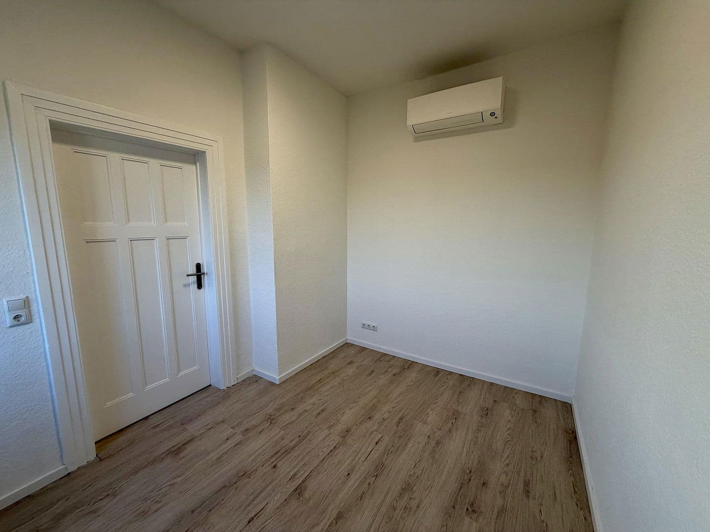 4 bedroom flat to rent, 95 m², Ernst-Kohl-Straße 8, Weimar, Thuringia 4 bedroom flat to rent, 95 m², Ernst-Kohl-Straße 8, Weimar, Thuringia