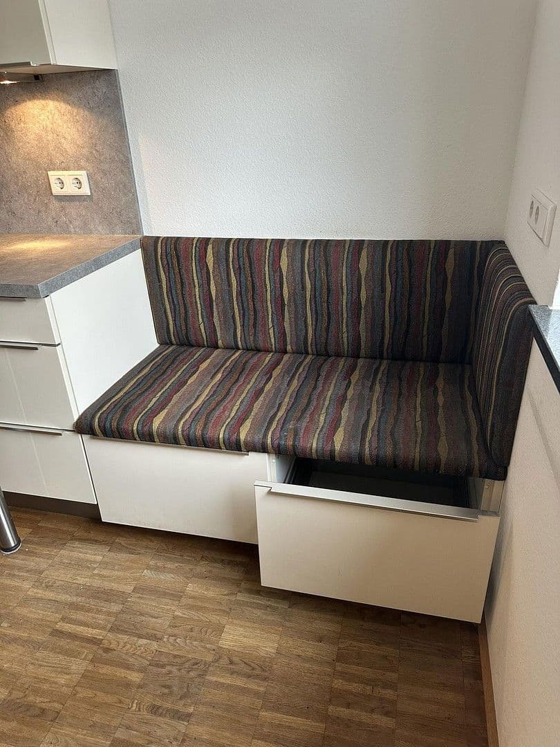 1 bedroom with open-plan kitchen flat to rent, 80 m², Hattersheim am Main, Hesse 1 bedroom with open-plan kitchen flat to rent, 80 m², Hattersheim am Main, Hesse