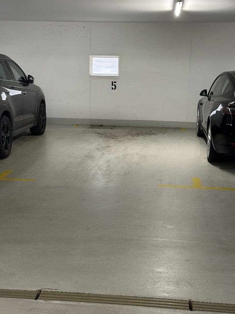 1 bedroom with open-plan kitchen flat to rent, 80 m², Hattersheim am Main, Hesse 1 bedroom with open-plan kitchen flat to rent, 80 m², Hattersheim am Main, Hesse