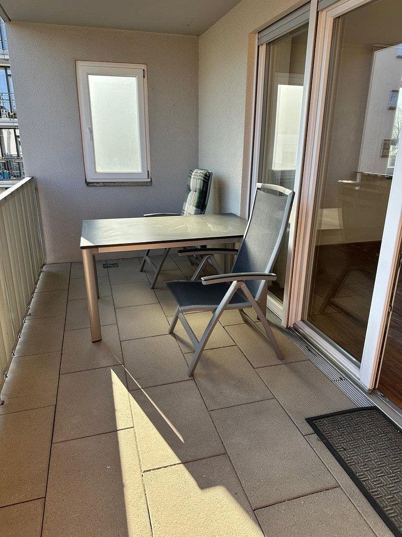 1 bedroom with open-plan kitchen flat to rent, 80 m², Hattersheim am Main, Hesse 1 bedroom with open-plan kitchen flat to rent, 80 m², Hattersheim am Main, Hesse