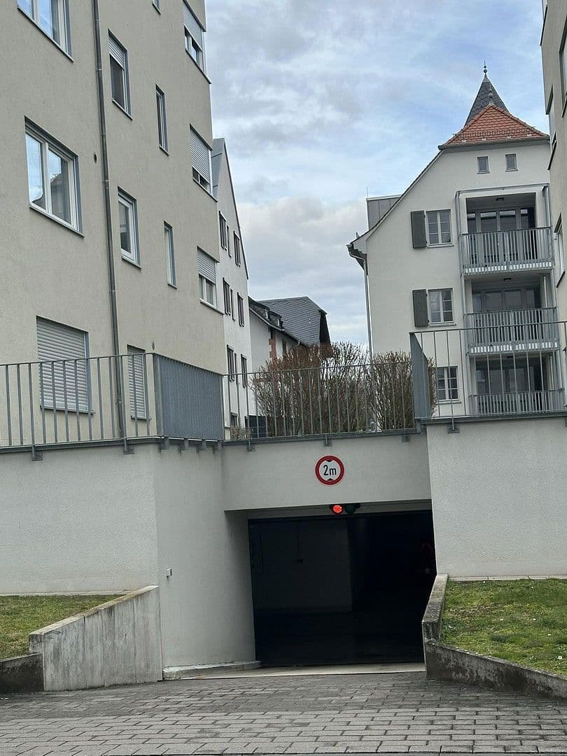 1 bedroom with open-plan kitchen flat to rent, 80 m², Hattersheim am Main, Hesse 1 bedroom with open-plan kitchen flat to rent, 80 m², Hattersheim am Main, Hesse