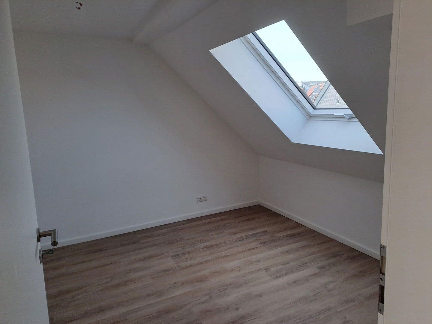 3 bedroom flat to rent, 92 m², Kallstadt, Rhineland-Palatinate 3 bedroom flat to rent, 92 m², Kallstadt, Rhineland-Palatinate