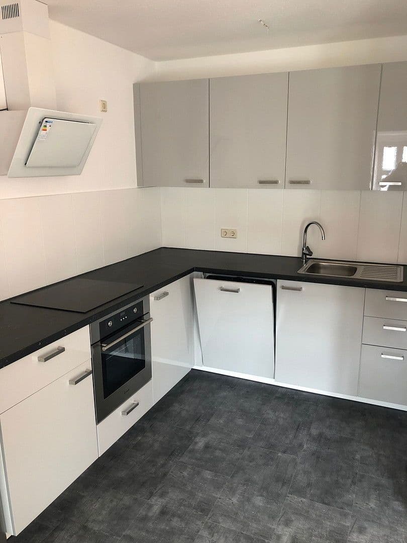 3 bedroom flat to rent, 55 m², Schneiderstraße 4, Leipzig, Saxony 3 bedroom flat to rent, 55 m², Schneiderstraße 4, Leipzig, Saxony