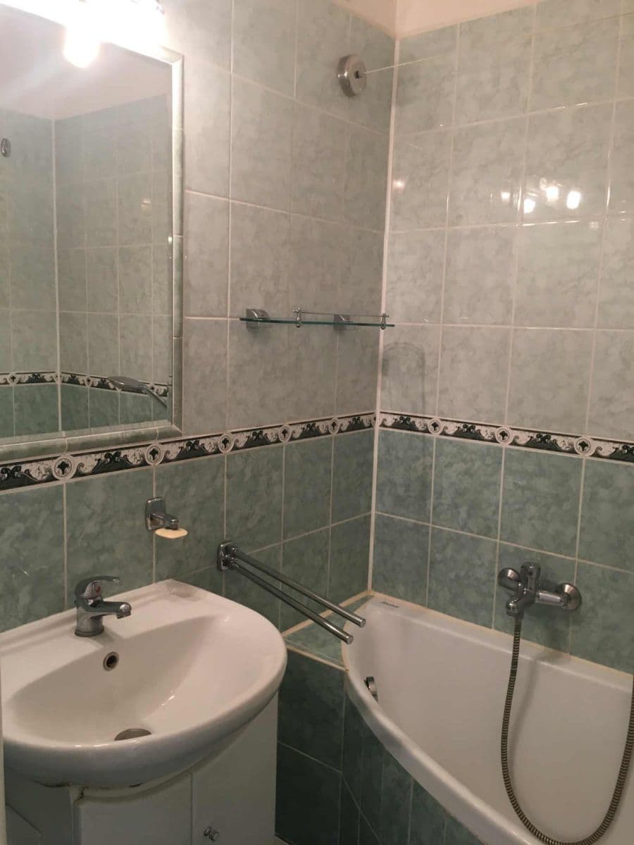 2 bedroom with open-plan kitchen flat to rent, 75 m², Soběšická, Brno, Jihomoravský Region 2 bedroom with open-plan kitchen flat to rent, 75 m², Soběšická, Brno, Jihomoravský Region