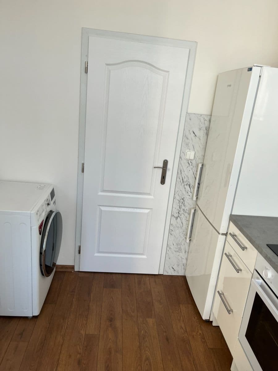 1 bedroom flat to rent, 43 m², třída Kpt. Jaroše, Brno, Jihomoravský Region 1 bedroom flat to rent, 43 m², třída Kpt. Jaroše, Brno, Jihomoravský Region