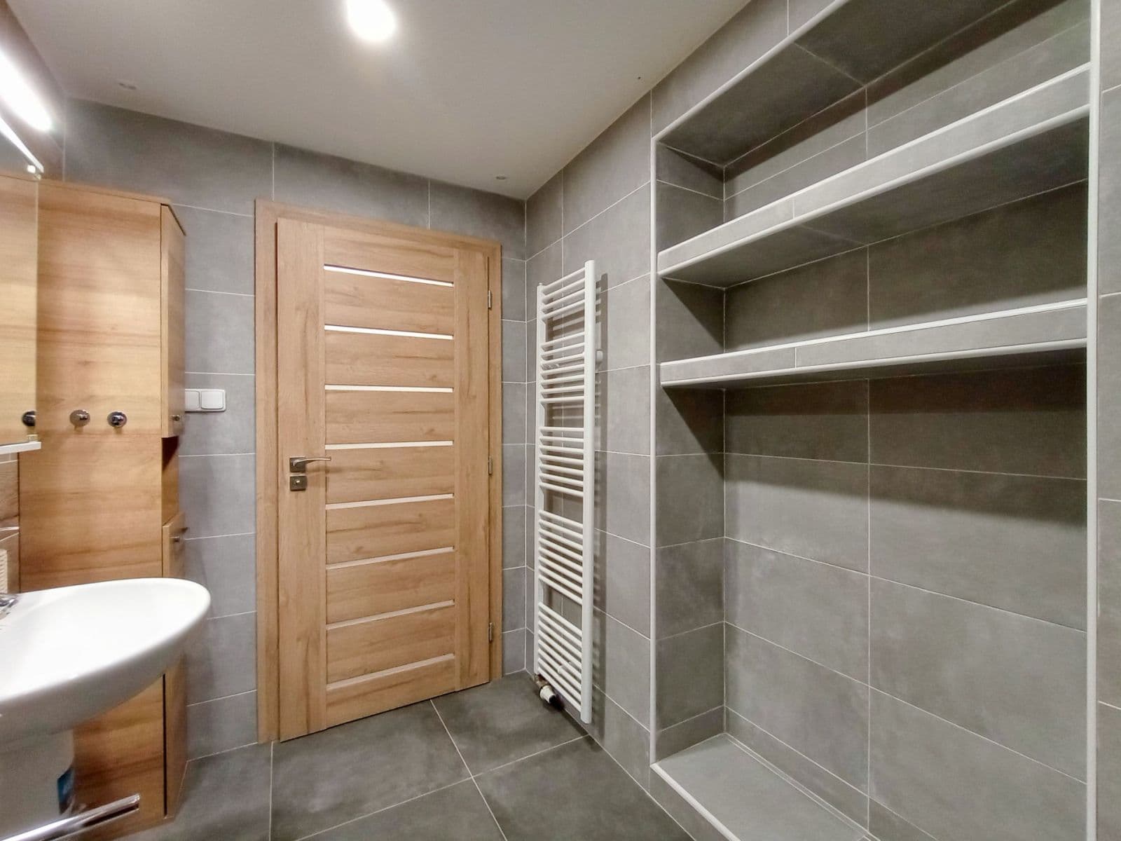 1 bedroom with open-plan kitchen flat to rent, 44 m², Rovná, Brno, Jihomoravský Region 1 bedroom with open-plan kitchen flat to rent, 44 m², Rovná, Brno, Jihomoravský Region