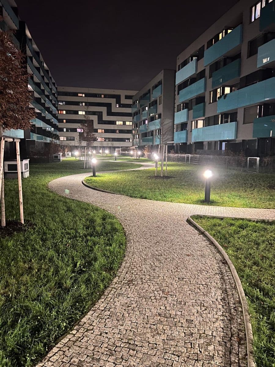 1 bedroom with open-plan kitchen flat to rent, 50 m², Argentinská, Prague, Prague 1 bedroom with open-plan kitchen flat to rent, 50 m², Argentinská, Prague, Prague