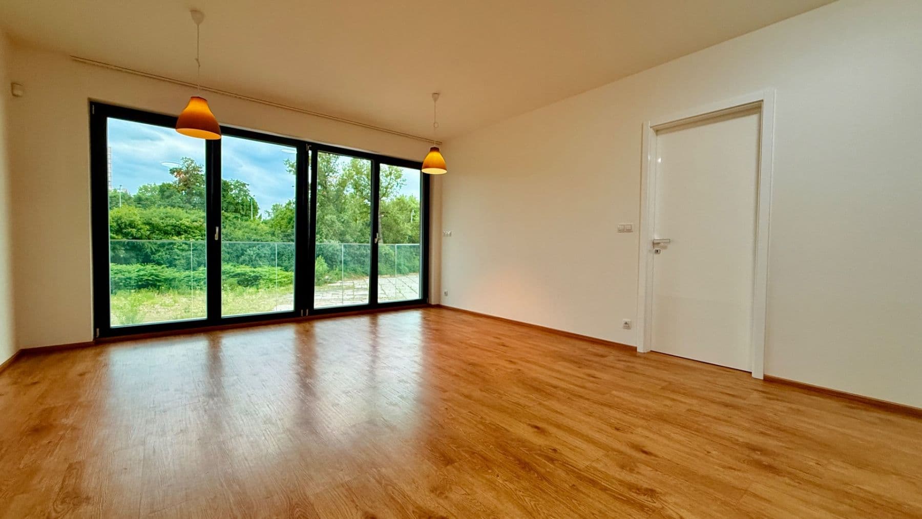 2 bedroom with open-plan kitchen flat for sale, 84 m², Vojenova, Prague, Prague 2 bedroom with open-plan kitchen flat for sale, 84 m², Vojenova, Prague, Prague